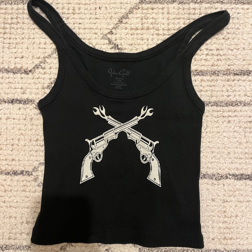 Brandy Melville gun tank top
